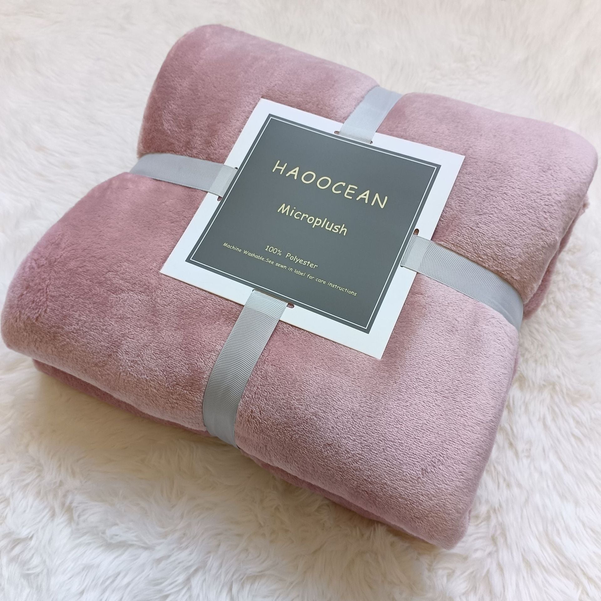 Coral Velvet Flannel Blanket – 200 × 230 cm (Pink)