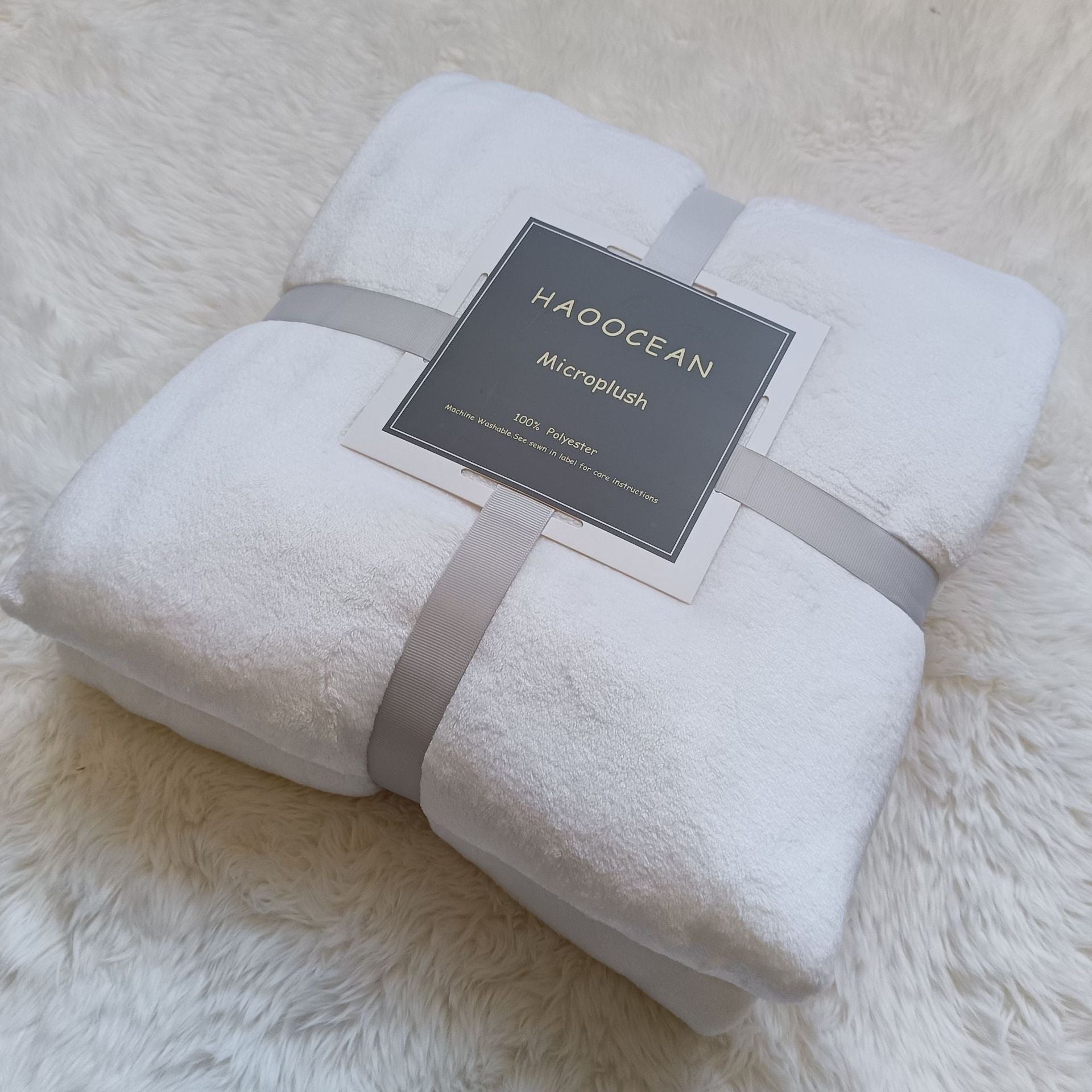 Blanket Nap Comforter – Soft Coral Velvet Flannel (200 × 230 cm)